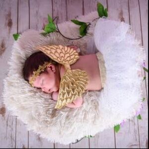 Baby photo shoot angel wings and tutu skirt